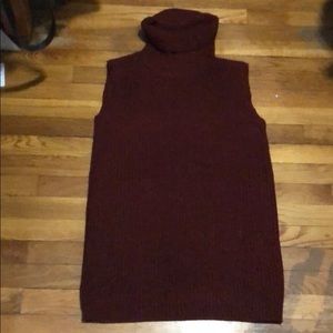 Maroon sleeveless sweater dress